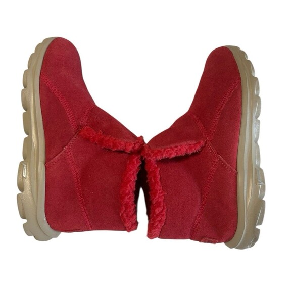 Skechers Go Walk Suede Faux Fru Boots Red Slip On Ankle Bootie Womens Size 7 - Picture 8 of 15
